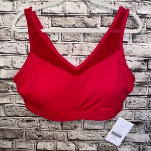 NWT Fabletics Estelle Sports Bra